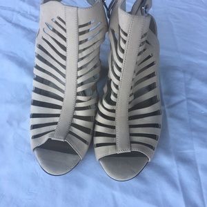 Coach and Four Cream Leather Heels